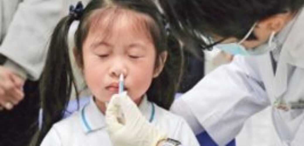 20201017_流感疫苗｜噴鼻式vs.針劑　藥劑師：兩者效用相若　衛生防護中心：噴鼻疫苗較多禁忌